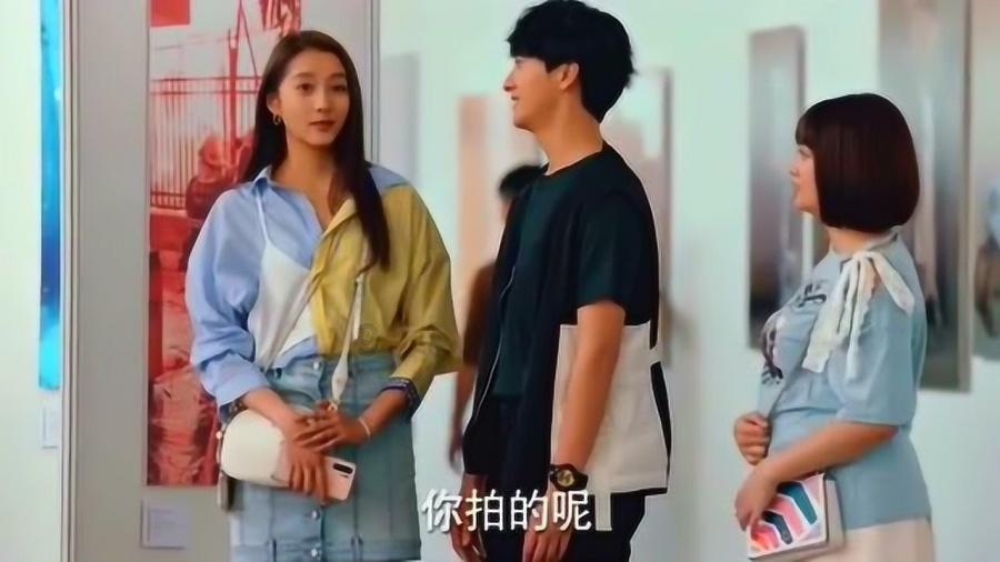 新华社权威速览 | 习近平会见安提瓜和巴布达总理布朗
