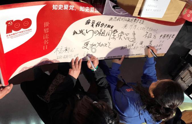 青春期孩子情绪不稳定易怒烦躁怎么办?
