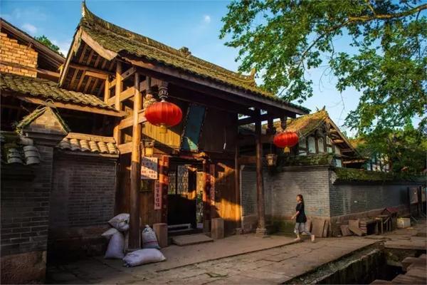 望儿山的地理特征是怎样的?-有问必答平台-用心解答你的疑问