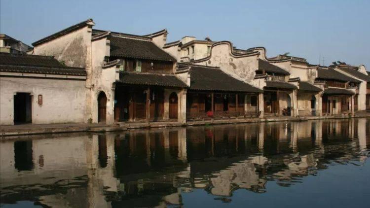 省政协委员分组讨论政协常委会工作报告及提案工作情况报告
