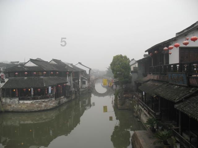 逃离豪宅大厦4